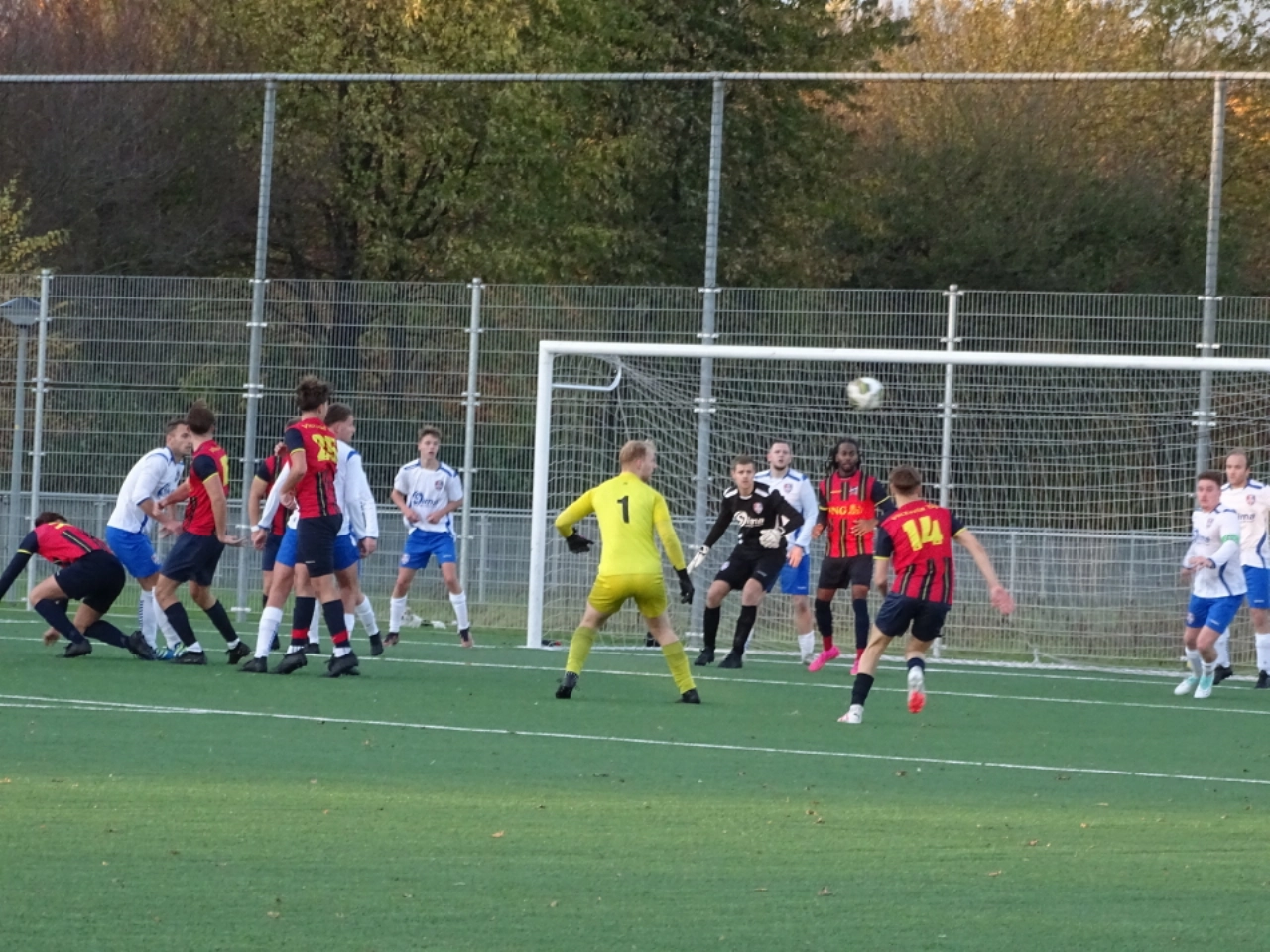 Victoria'04 delft onderspit tegen Kethel-Spaland